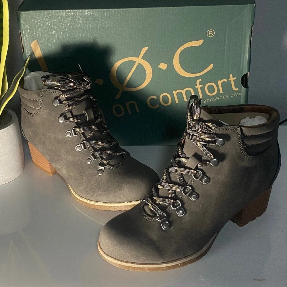b.o.c. Alder Light Grey Nubuck PU Lace Up Ankle Boots BC0017228‎ Womens 7M